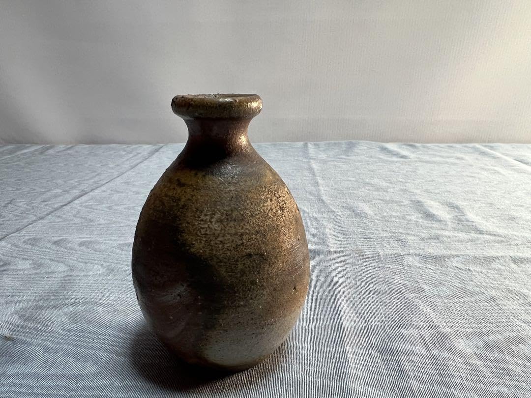 Amazon.co.jp: 備前焼 窯変 サンギリ 小さな一輪挿し 陶印有り ホビー